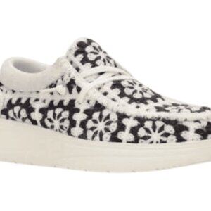 Share Hey Dude Wendy Comf Cottage Crochet Women’s Size 9 Blk/Wht Shoes 43728-0C4